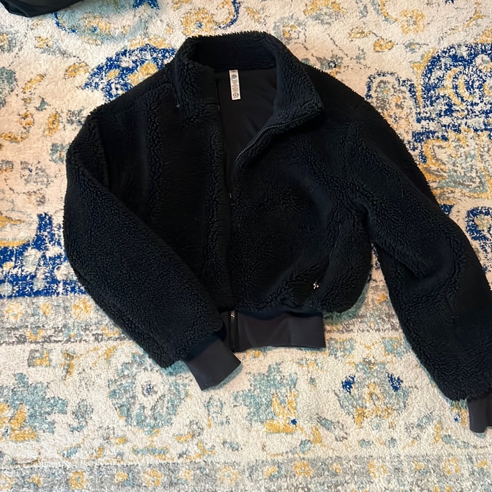Alo faux fur jacket black
